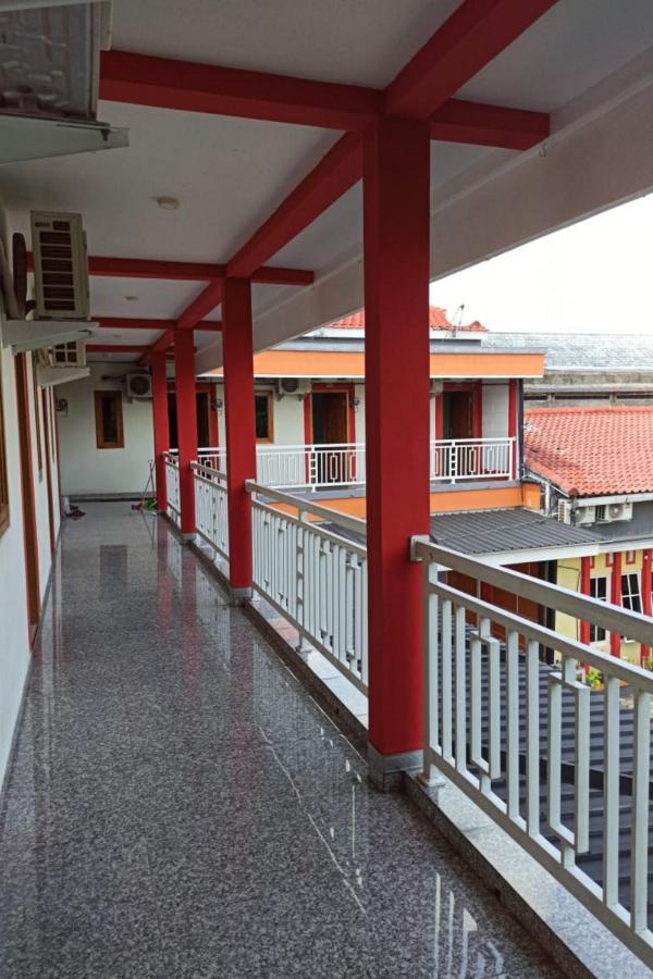 Harmony House Syariah Near Alun Alun Pati Mitra Reddoorz Hotel Exterior photo