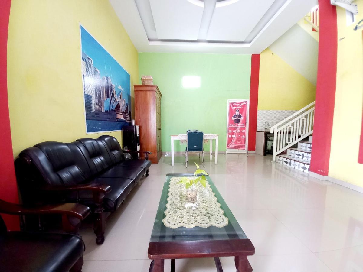 Harmony House Syariah Near Alun Alun Pati Mitra Reddoorz Hotel Exterior photo